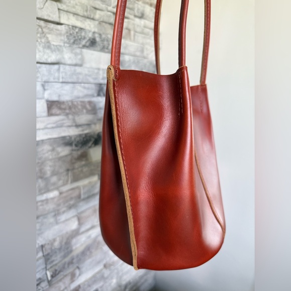 Portland Leather Goods Devan Bucket (small) - Picture 4 of 7